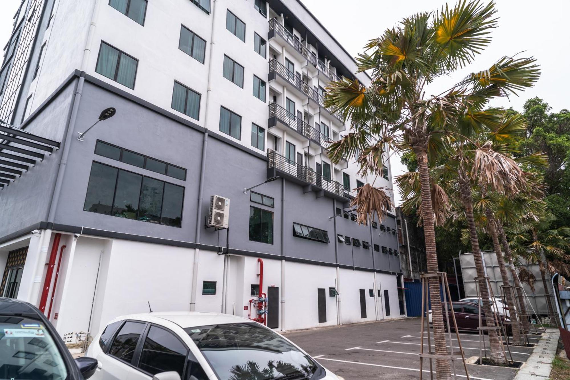 Dj Citi Plaza Hotel & Suites Kuala Terengganu Exterior photo