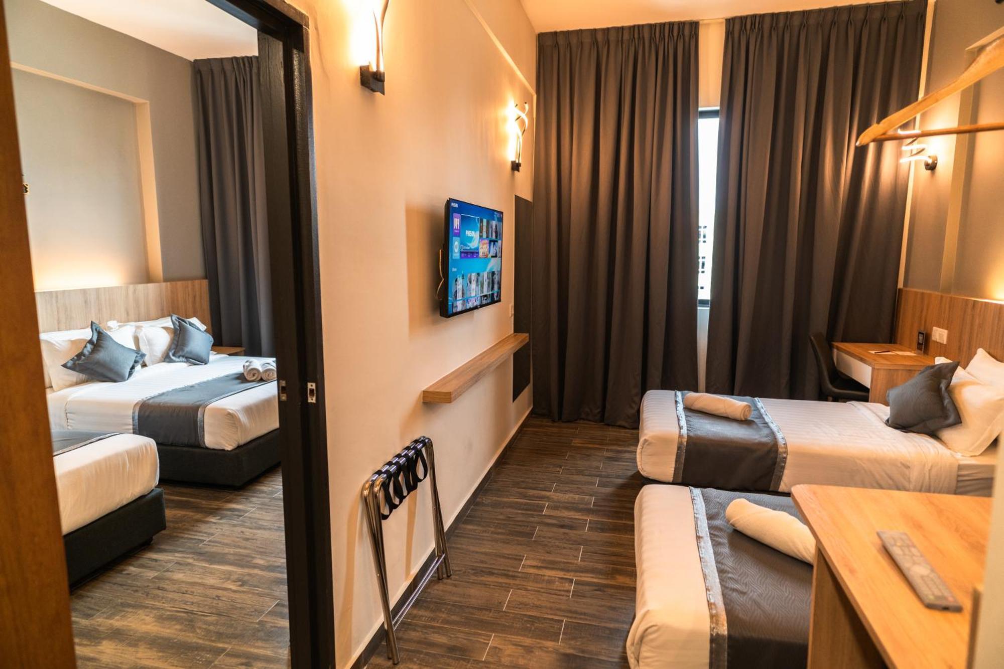 Dj Citi Plaza Hotel & Suites Kuala Terengganu Exterior photo
